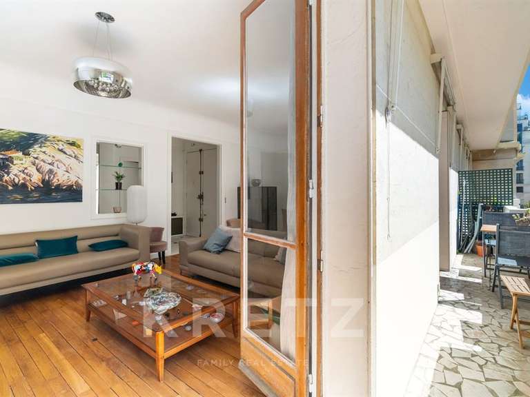 Appartement Paris 16e - 2 chambres - 116m²