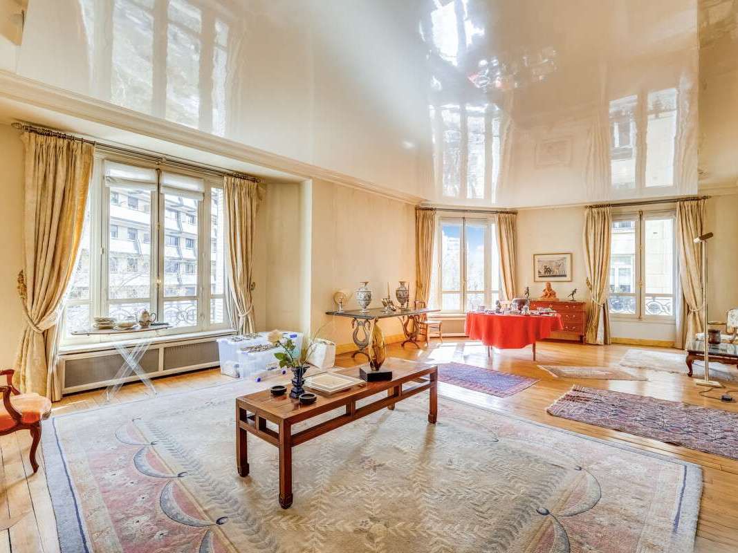 Apartment Paris 16e