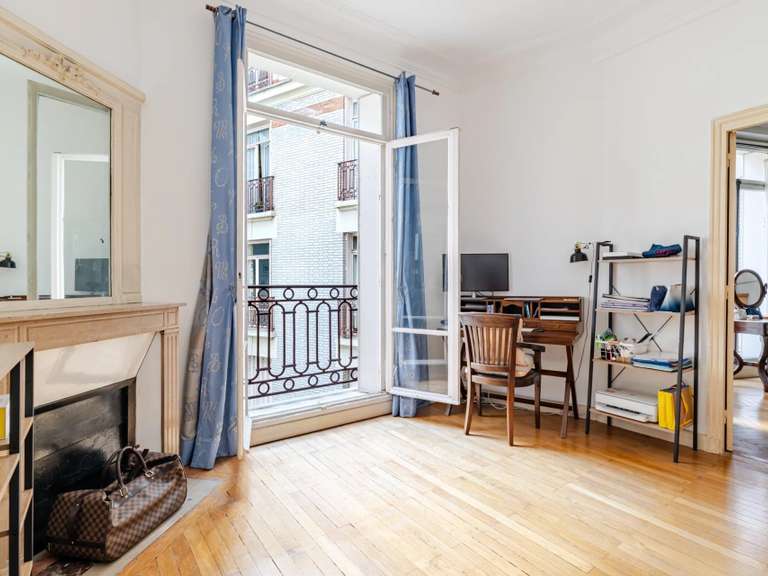 Appartement Paris 16e - 4 chambres - 168m²