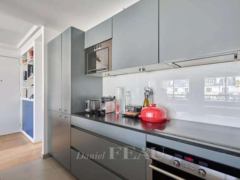 Appartement Paris 16e - 3 chambres - 107m²