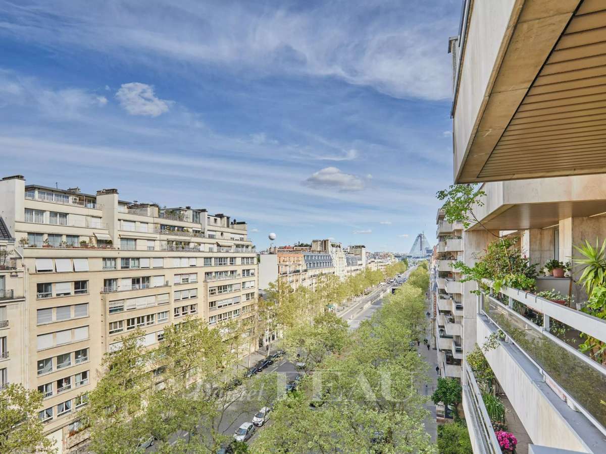 Apartment Paris 16e