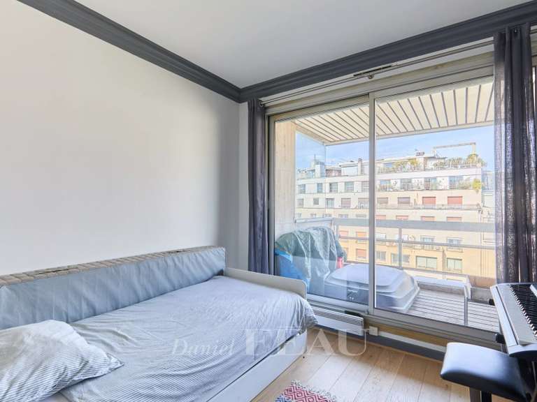 Appartement Paris 16e - 3 chambres - 107m²