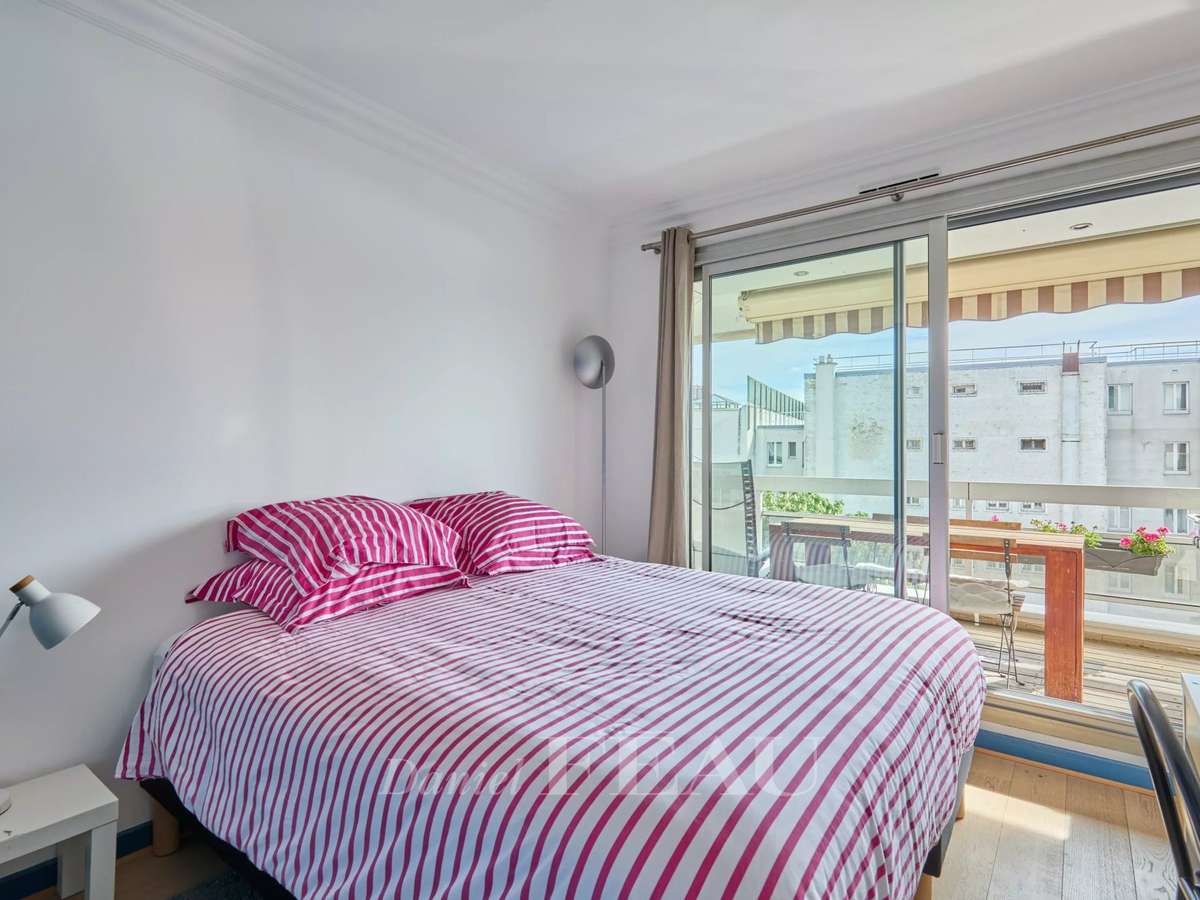 Apartment Paris 16e