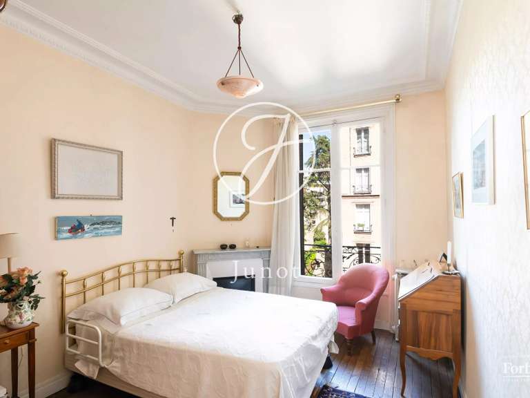 Appartement Paris 16e - 3 chambres - 113m²