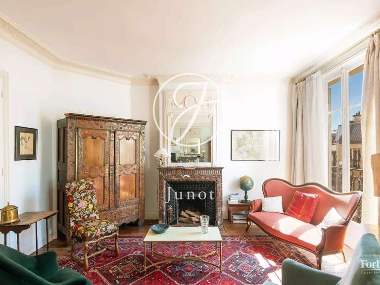 Appartement Paris 16e - 3 chambres - 113m²
