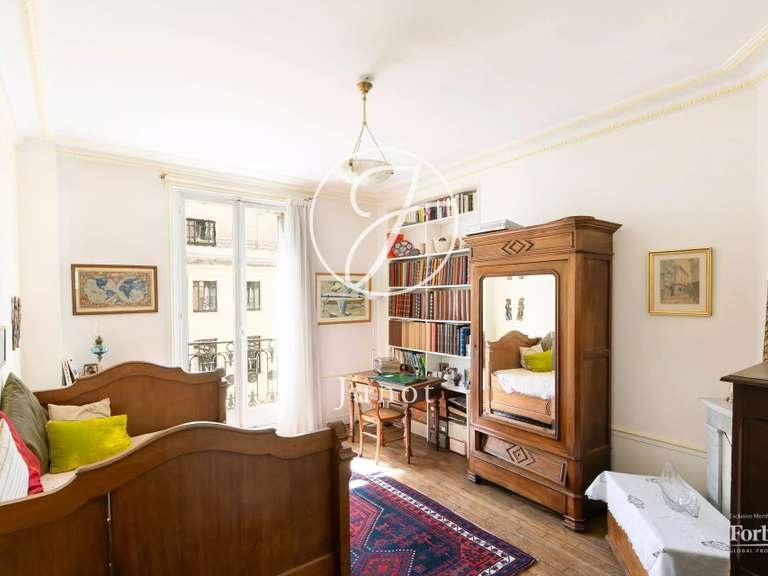 Appartement Paris 16e - 3 chambres - 113m²