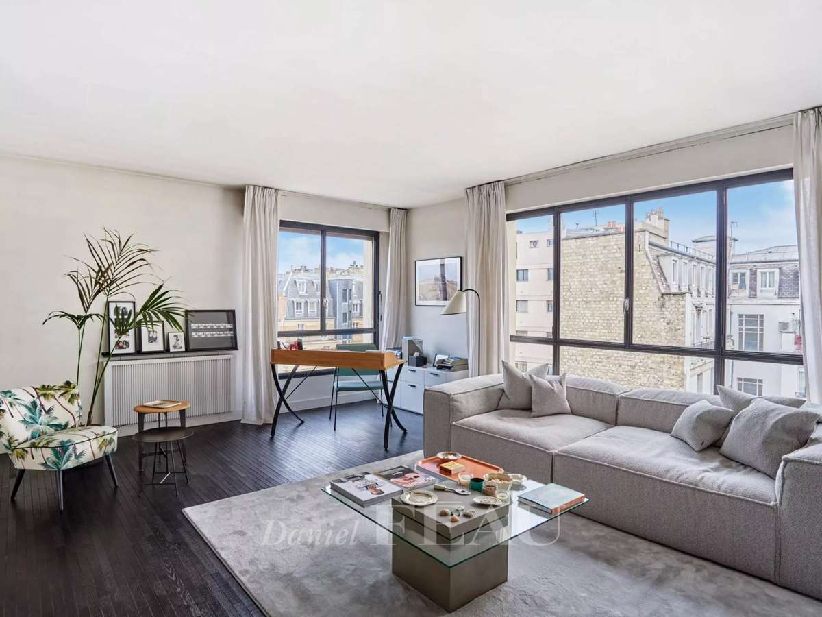 Apartment Paris 16e