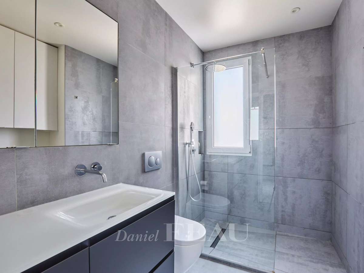 Apartment Paris 16e