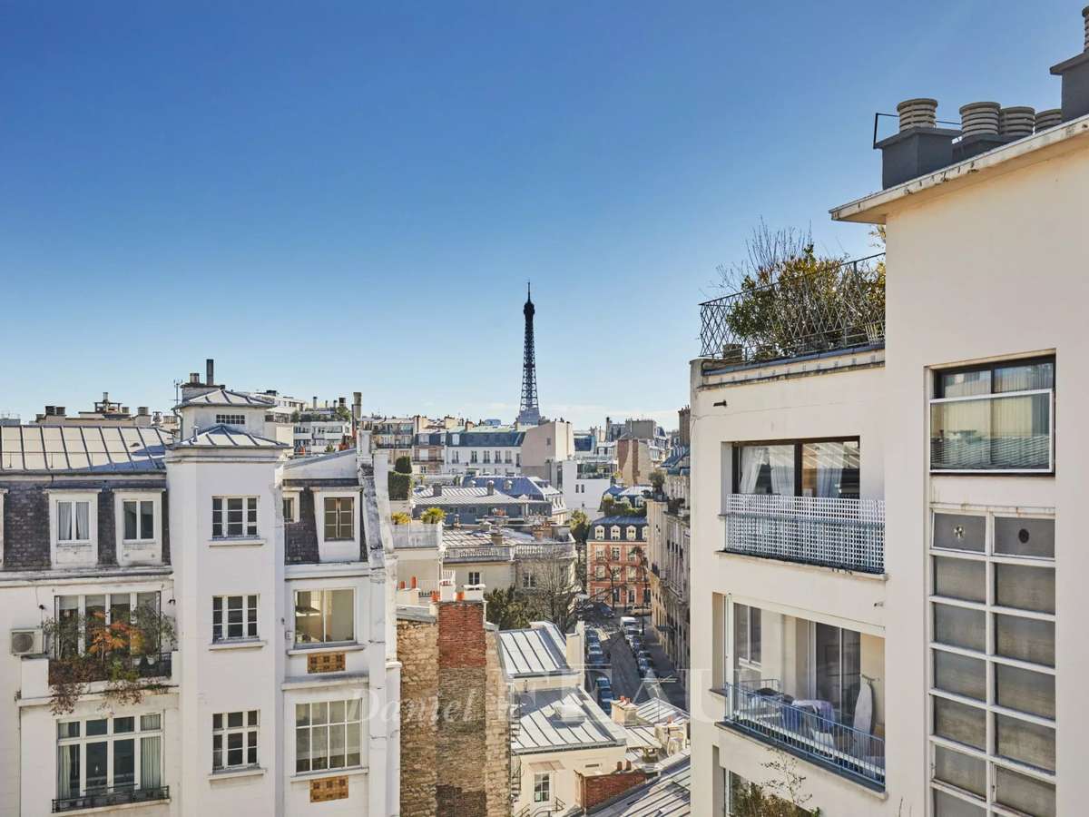 Apartment Paris 16e