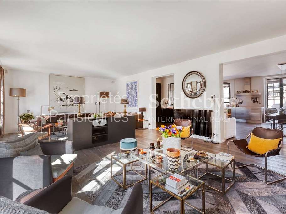 Apartment Paris 16e