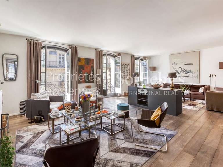 Apartment Paris 16e - 4 bedrooms - 273m²