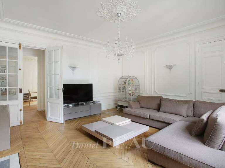 Appartement Paris 16e - 3 chambres - 144m²