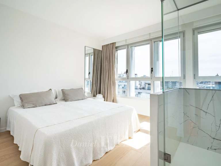 Appartement Paris 16e - 1 chambre - 77m²
