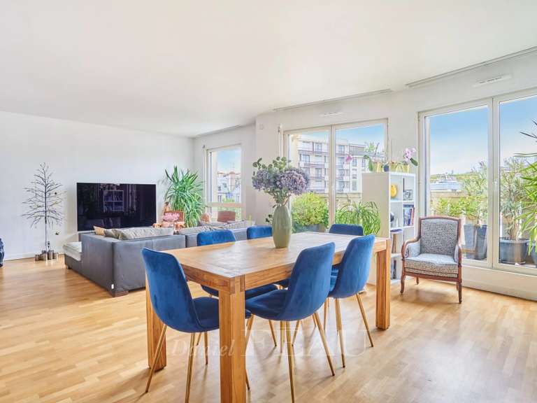 Appartement Paris 16e - 3 chambres - 137m²