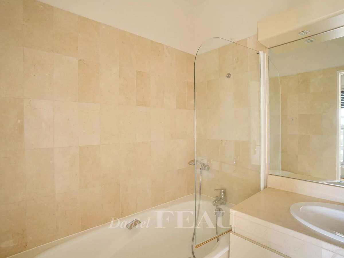 Appartement Paris 16e