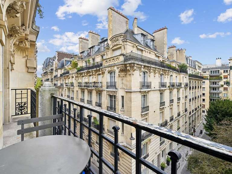Appartement Paris 16e - 4 chambres - 220m²