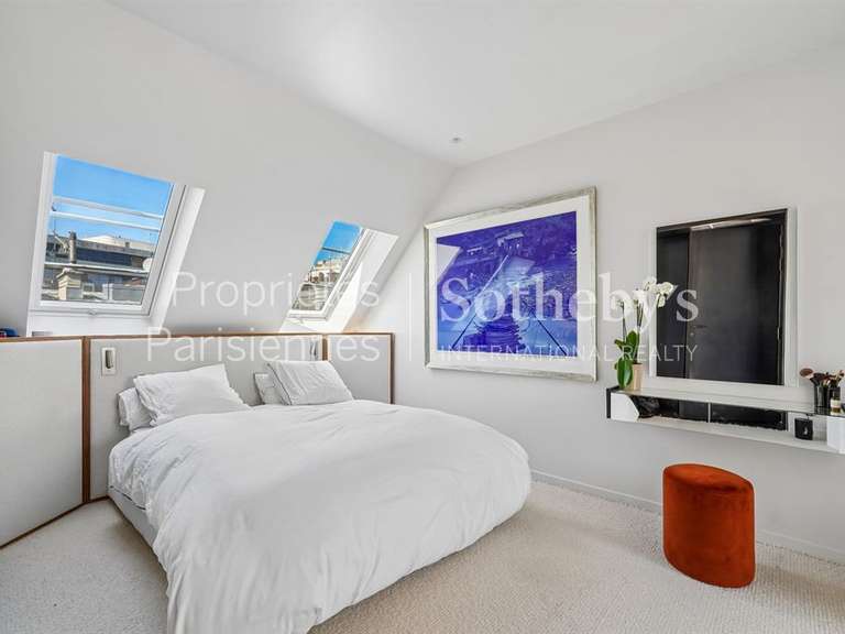 Appartement Paris 16e - 4 chambres - 218m²