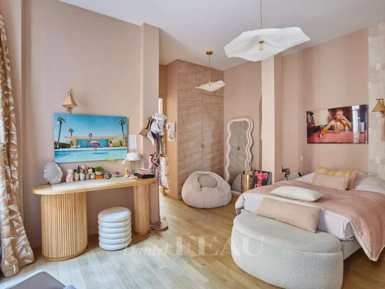 Appartement Paris 16e - 4 chambres - 226m²