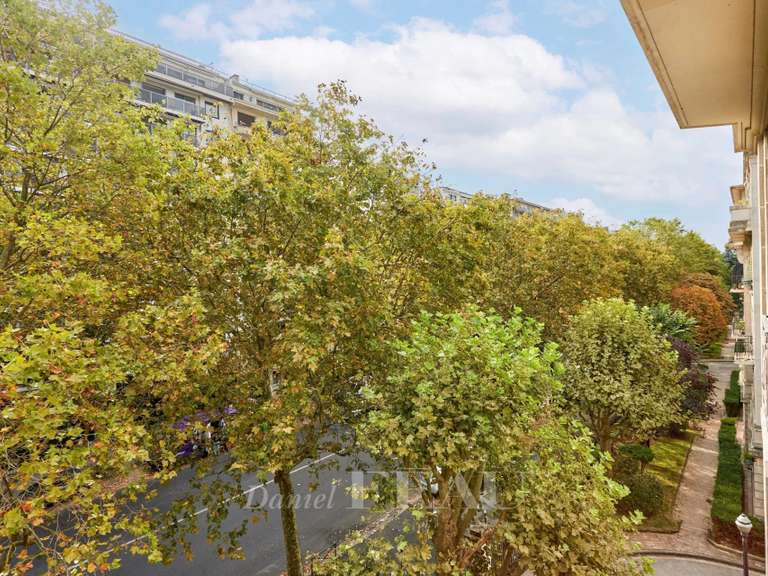 Appartement Paris 16e - 1 chambre - 76m²