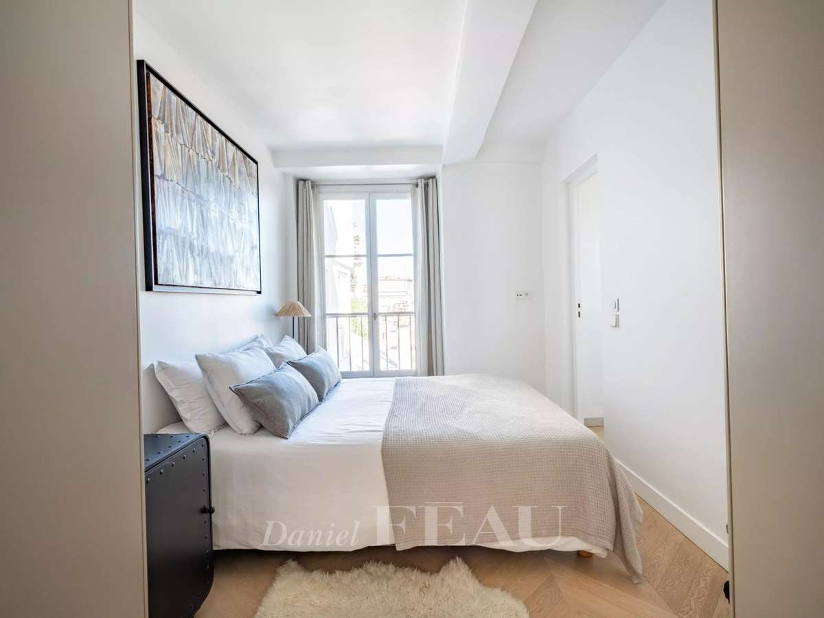 Apartment Paris 16e