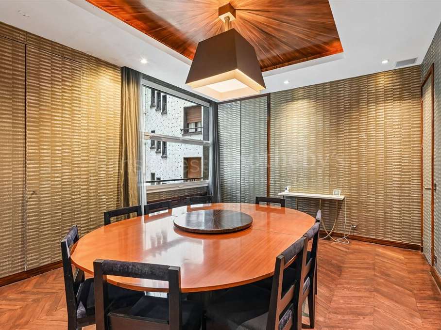 Apartment Paris 16e