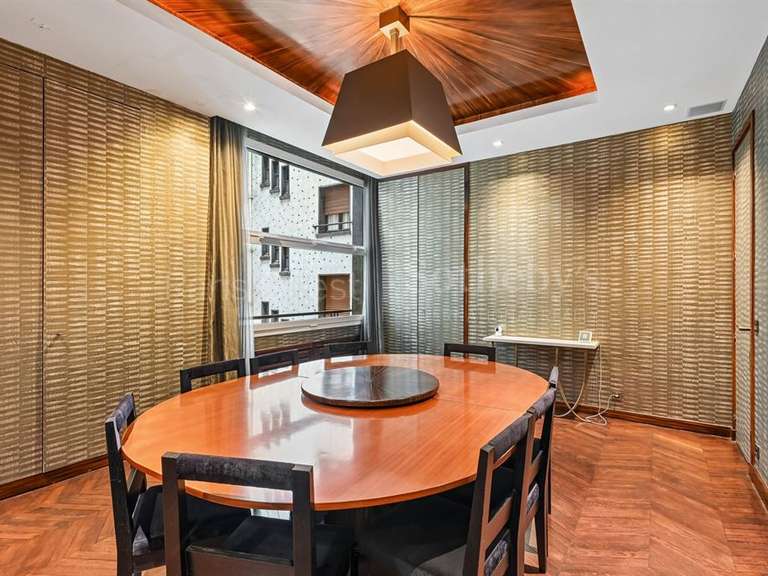 Apartment Paris 16e - 5 bedrooms - 320m²