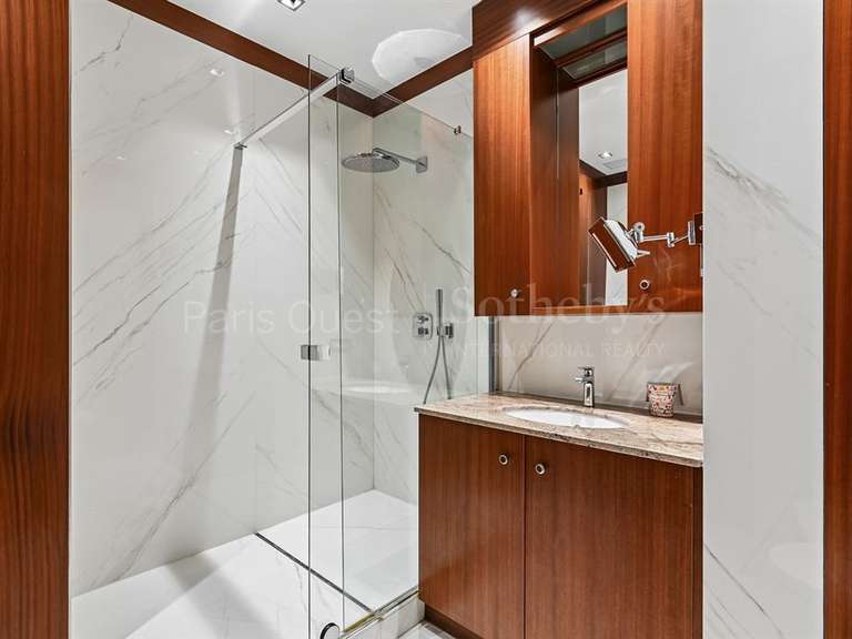 Apartment Paris 16e - 5 bedrooms - 320m²