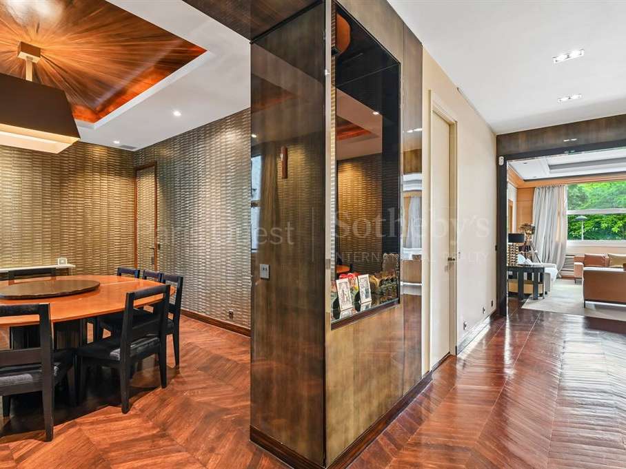 Apartment Paris 16e