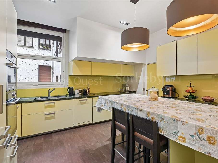 Apartment Paris 16e