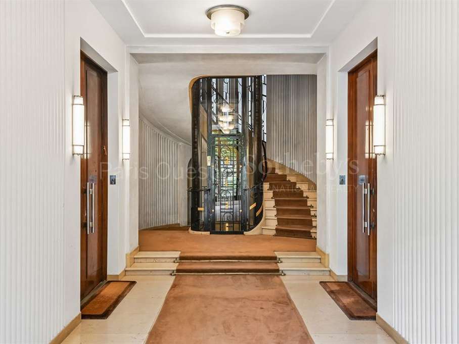Apartment Paris 16e