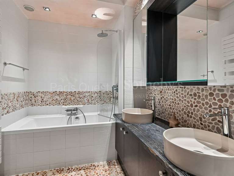 Apartment Paris 16e - 5 bedrooms - 320m²