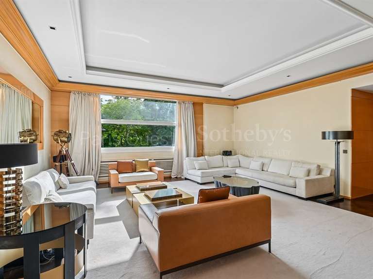 Apartment Paris 16e - 5 bedrooms - 320m²