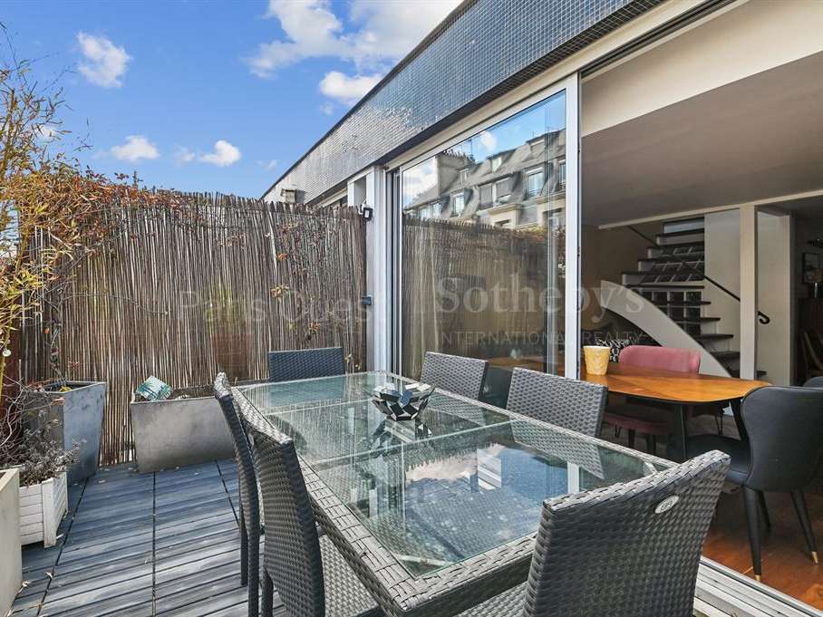 Apartment Paris 16e