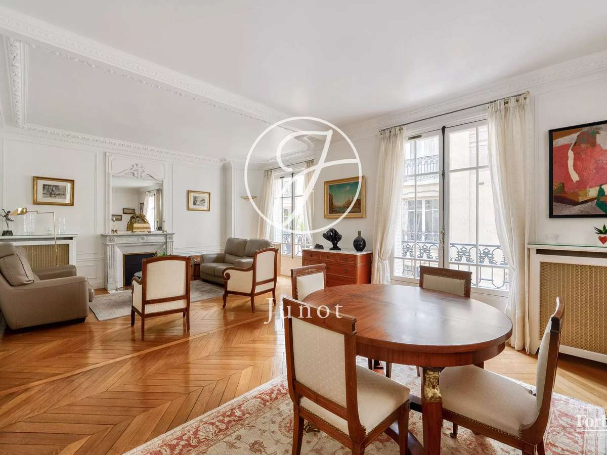 Apartment Paris 16e