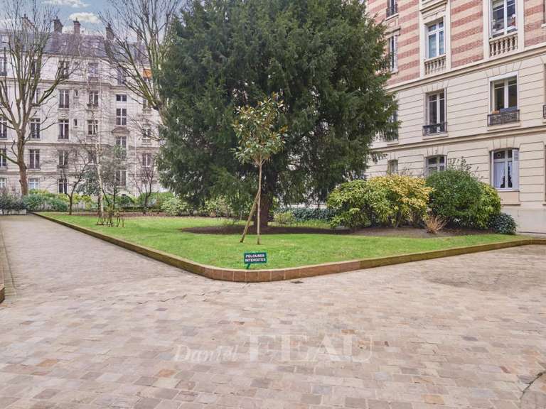 Appartement Paris 16e - 2 chambres - 101m²