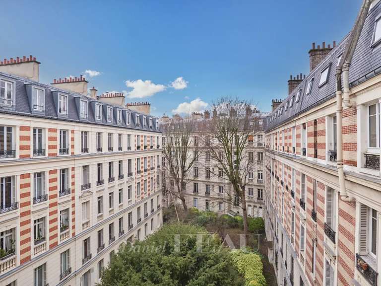 Appartement Paris 16e - 2 chambres - 101m²