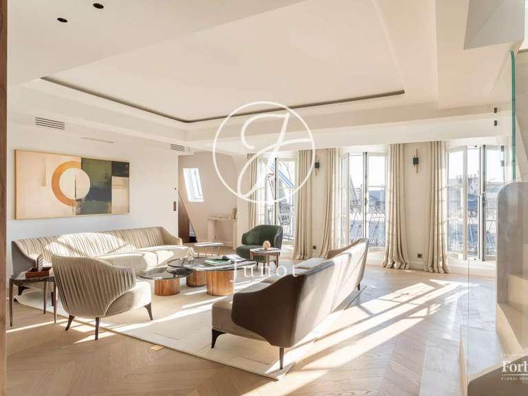 Appartement Paris 16e - 5 chambres - 235m²