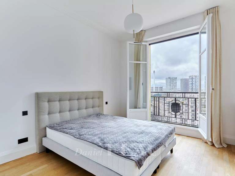 Appartement Paris 16e - 2 chambres - 92m²