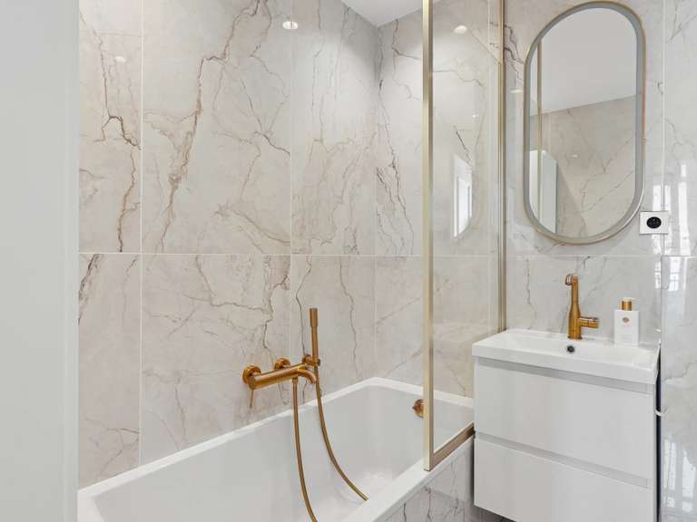 Appartement Paris 16e - 3 chambres - 111m²