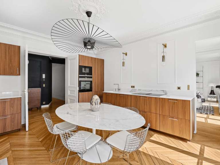 Appartement Paris 16e - 3 chambres - 111m²