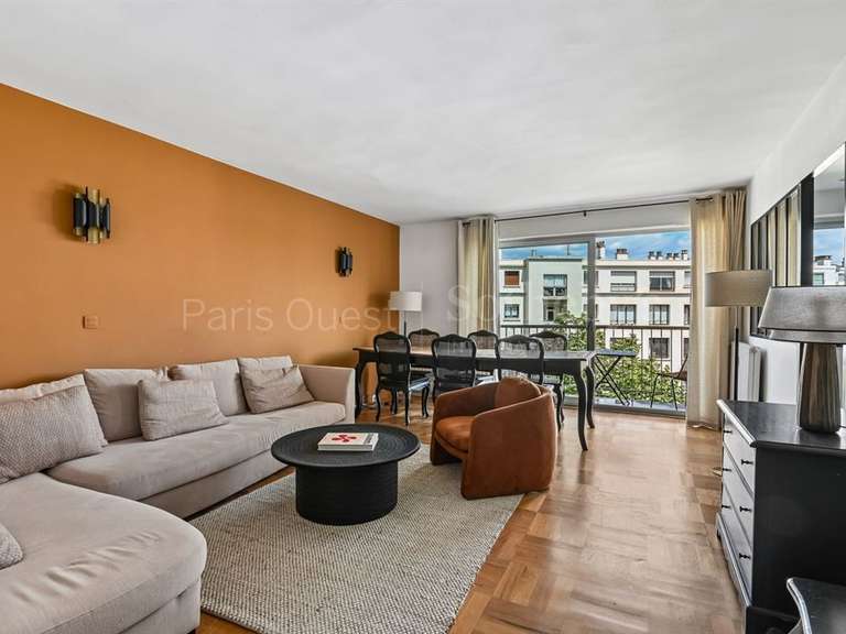 Appartement Paris 16e - 2 chambres - 87m²