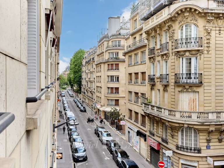 Appartement Paris 16e - 3 chambres - 78m²