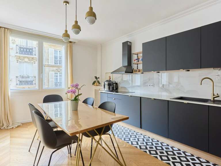 Appartement Paris 16e - 3 chambres - 78m²