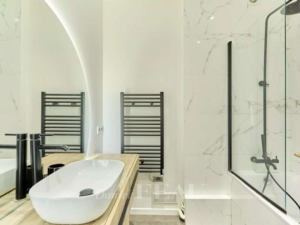 Apartment Paris 16e