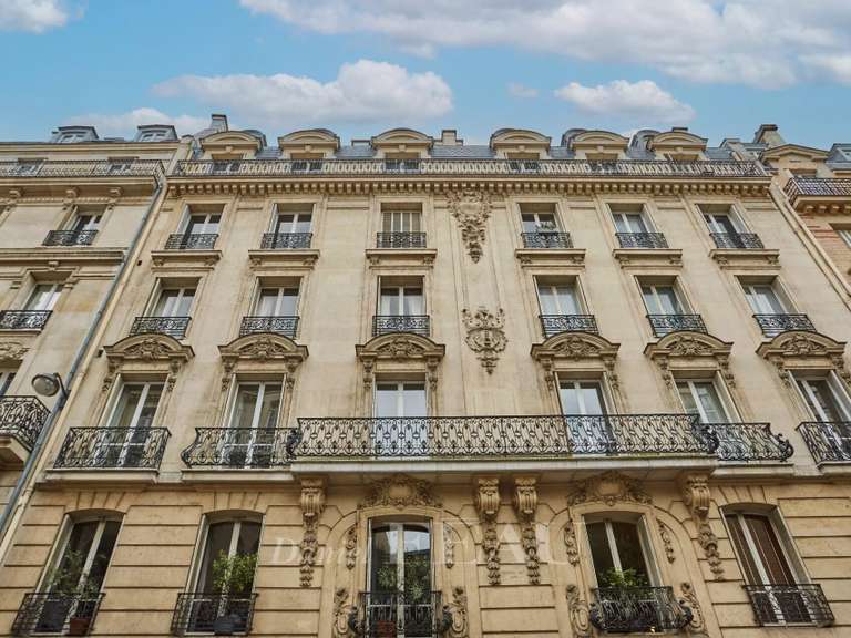 Appartement Paris 16e - 4 chambres - 232m²
