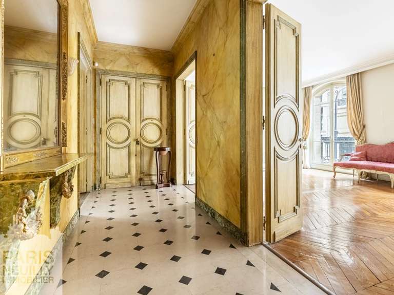Appartement Paris 16e - 4 chambres - 153m²