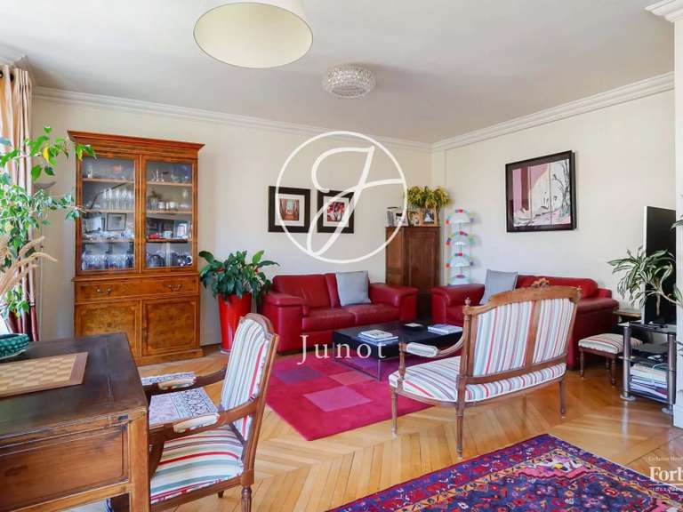 Appartement Paris 16e - 4 chambres - 169m²