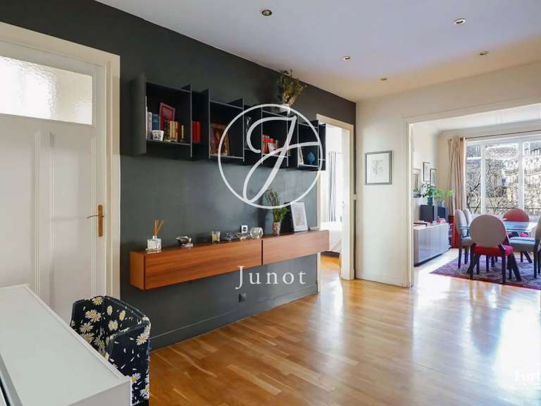 Appartement Paris 16e - 4 chambres - 169m²
