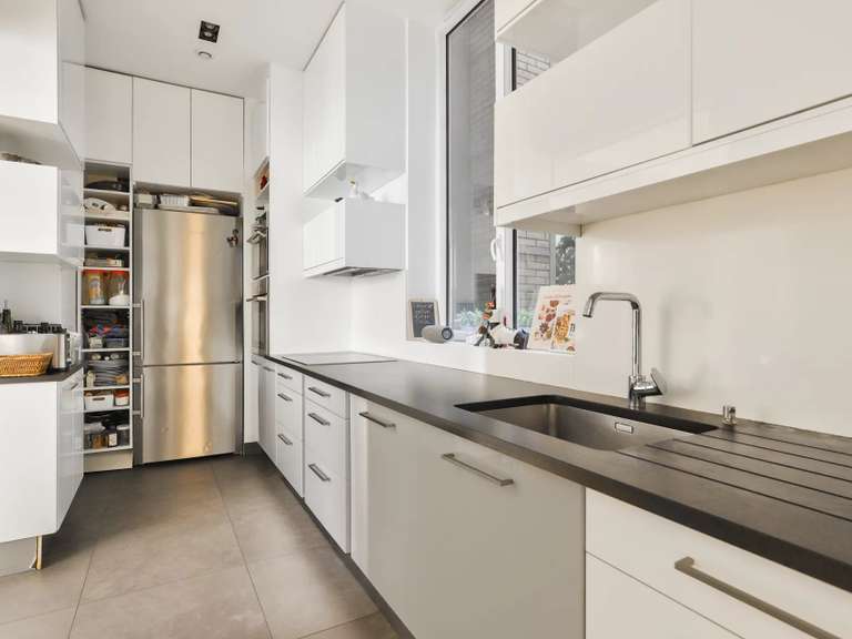 Appartement Paris 16e - 4 chambres - 148m²