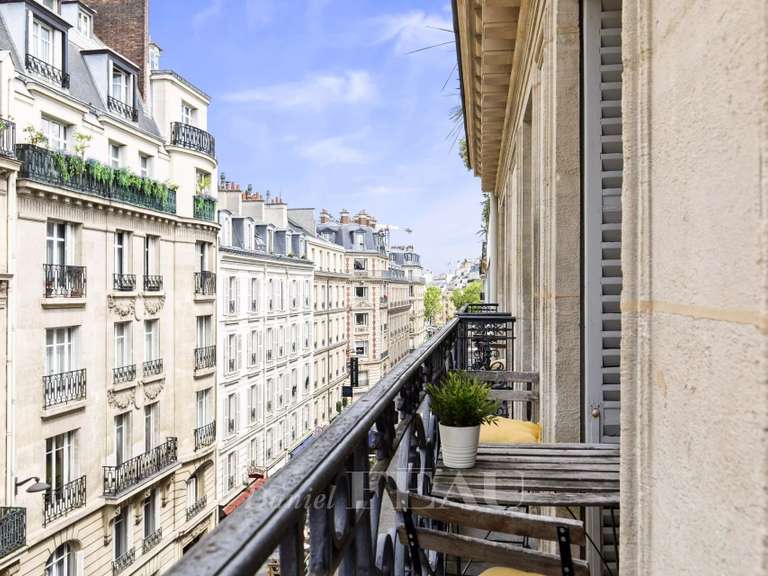 Apartment Paris 16e - 3 bedrooms - 137m²